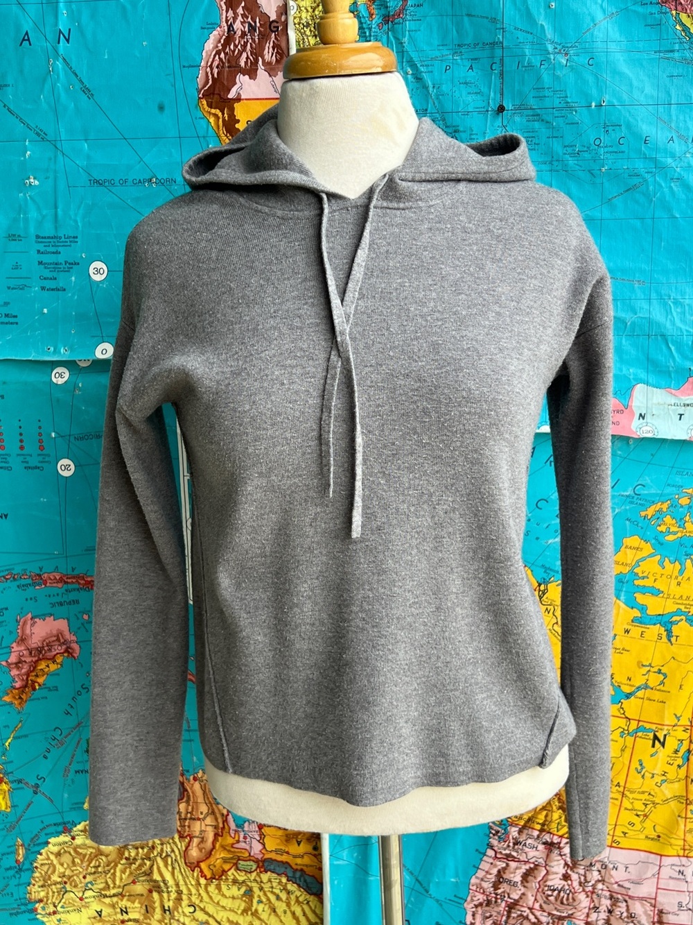 Banana Republic Gray Hooded Lightweight Sweater